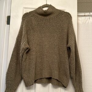 Green American eagle knit sweater